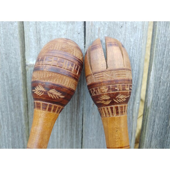 Vintage Handcarved Hardwood Serving Fork And Spoon Set - Picture 9 of 10